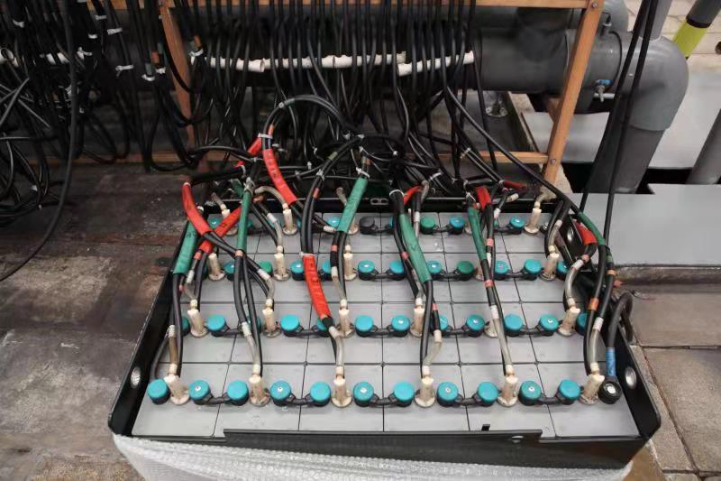 叉车电池充电需要多长时间？